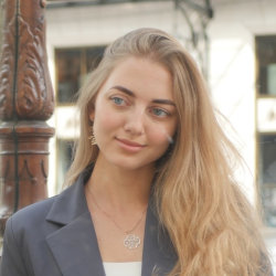 Катя Орлова
